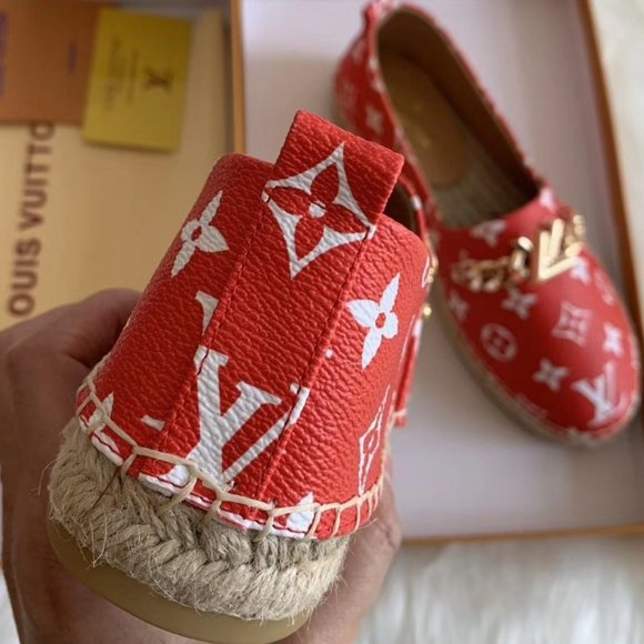 Louis Vuitton embossed simple casual flats red - Picture 6 of 6